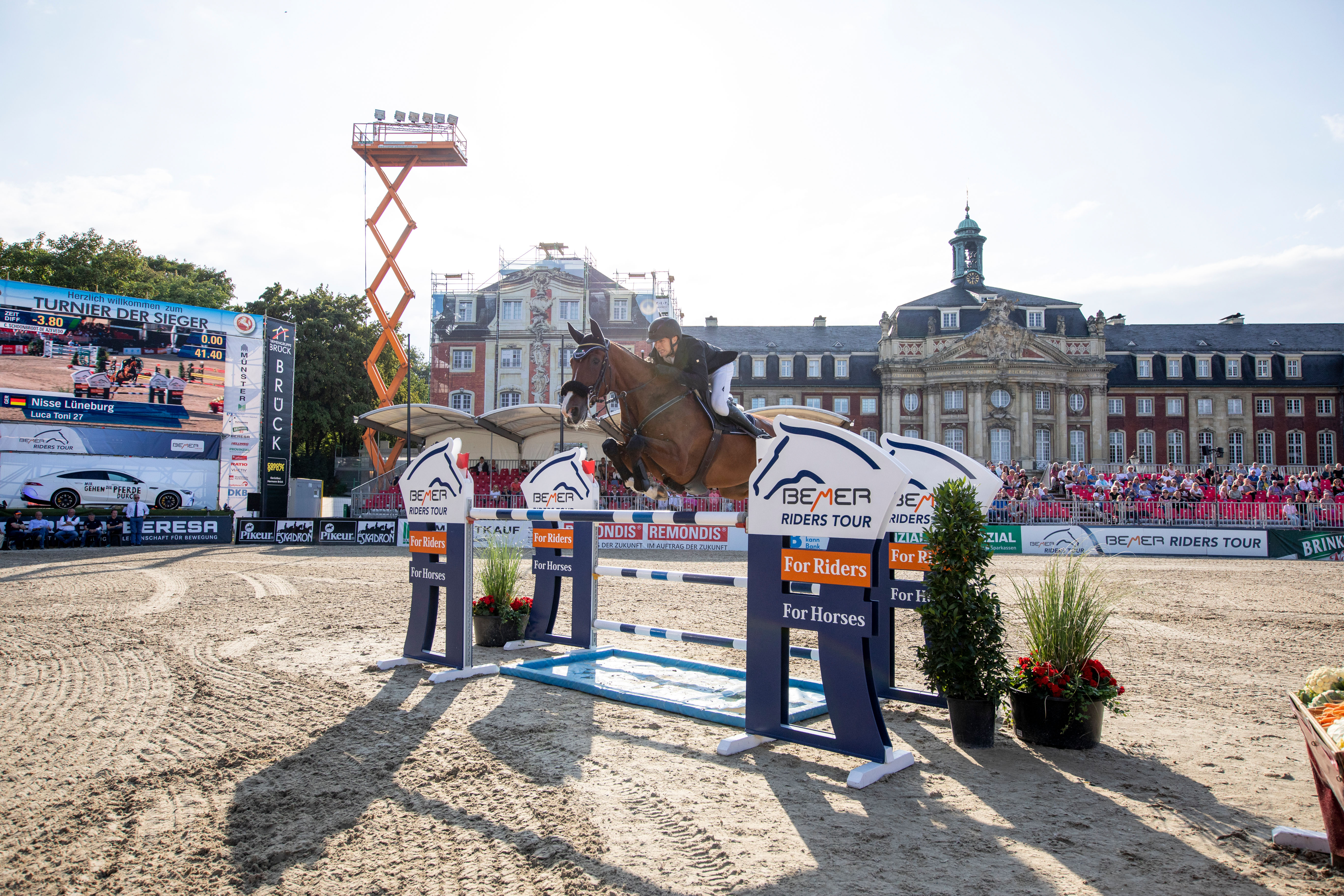 Rankingspitze gewinnt Qualifikation zur BEMER Riders Tour in Münster