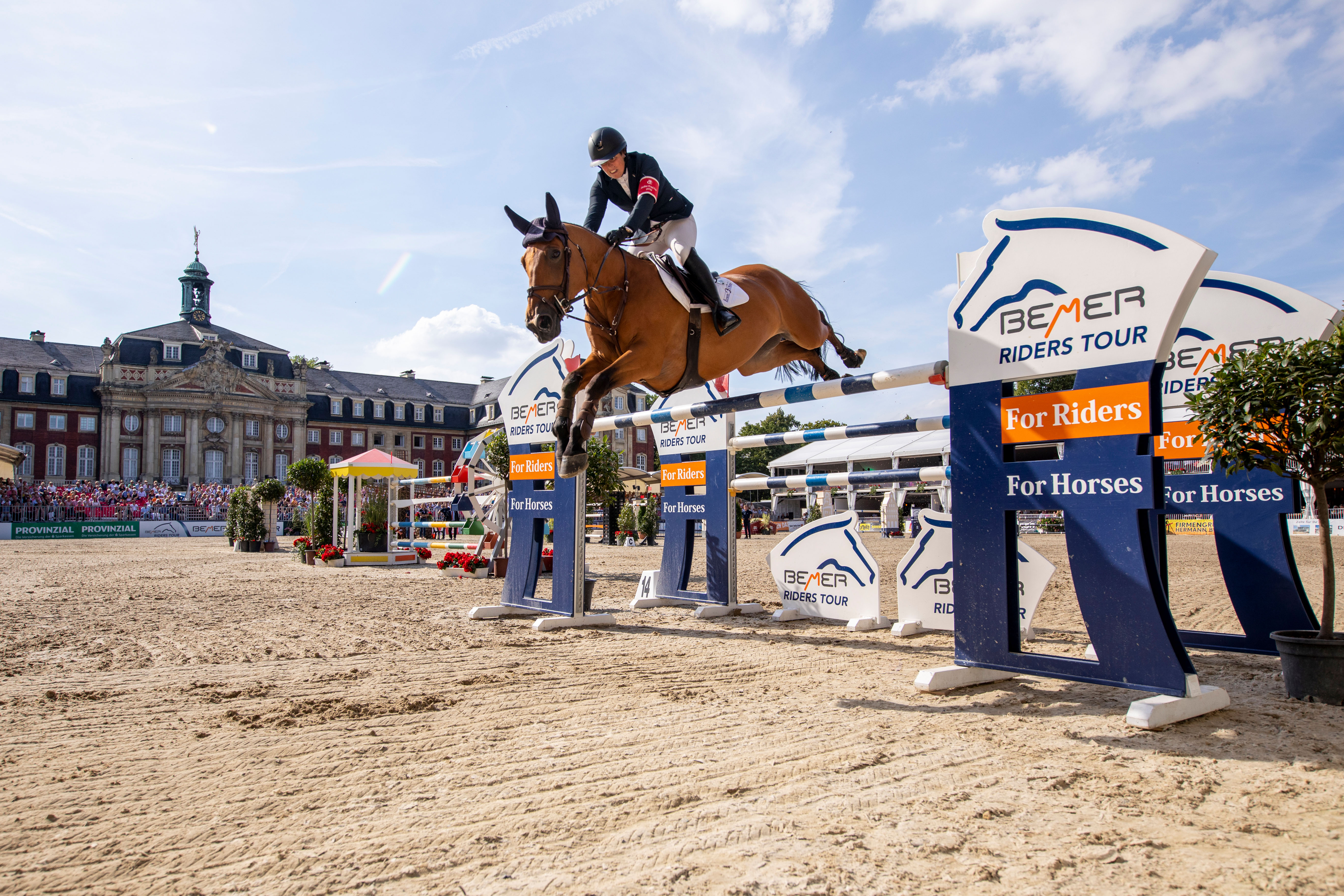 Starke Amazonen - Bettendorf gewinnt BEMER Riders Tour-Etappe in Münster